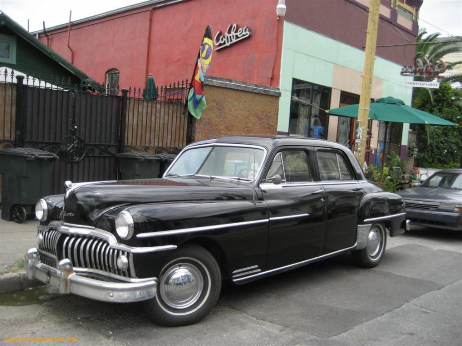 De Soto 4-dr Sedan