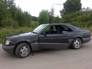 Mercedes-Benz E 200 Coup