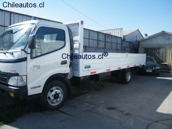 Hino XZU City 300