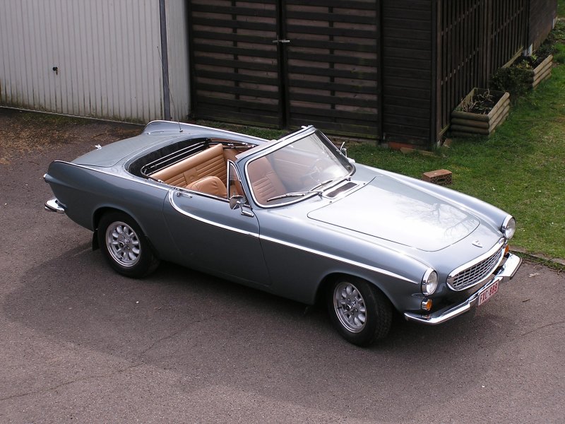 Volvo P1800S