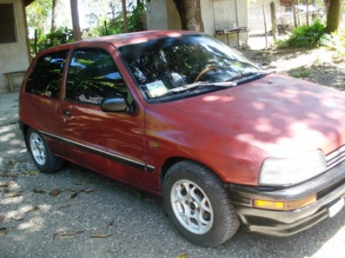 Daihatsu Charade 13 SG Sedan