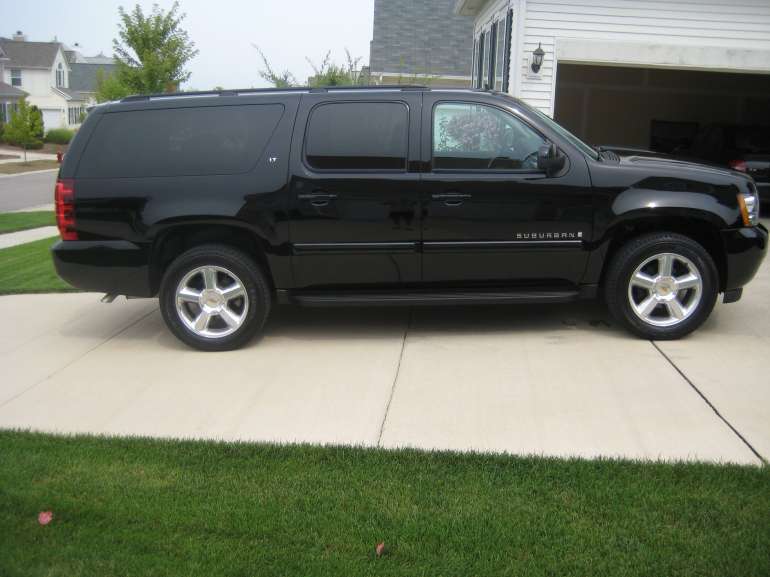 Chevrolet Suburban LT