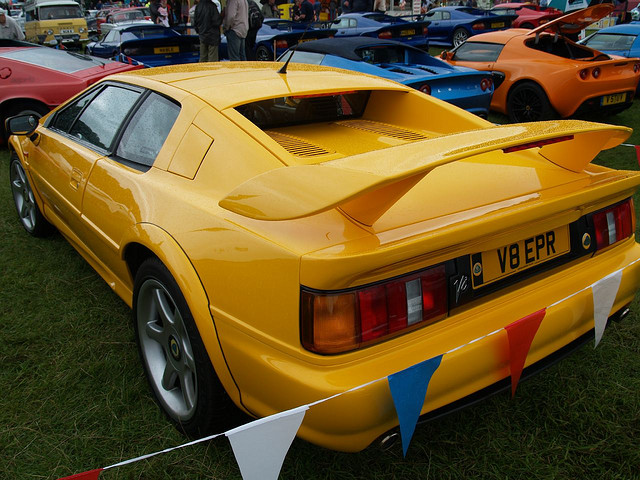 Lotus Esprit GT V8