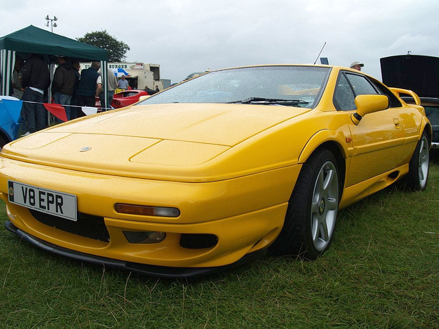 Lotus Esprit GT V8