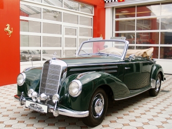 Mercedes-Benz 220 cabrio