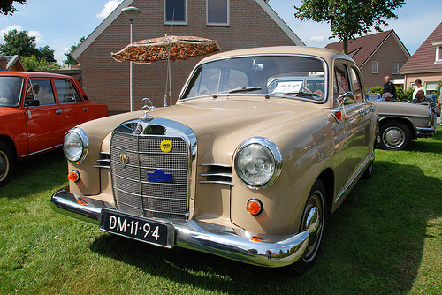 Mercedes-Benz 180D