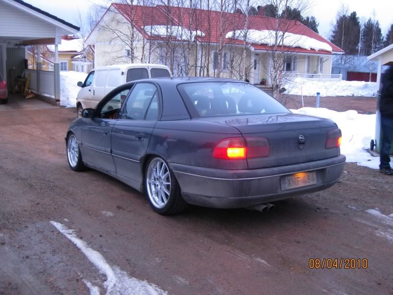 Opel Omega MV6 30