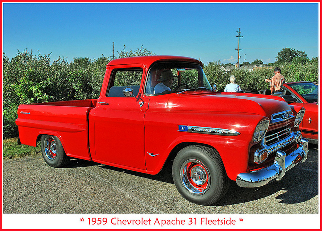 Chevrolet Apache 35