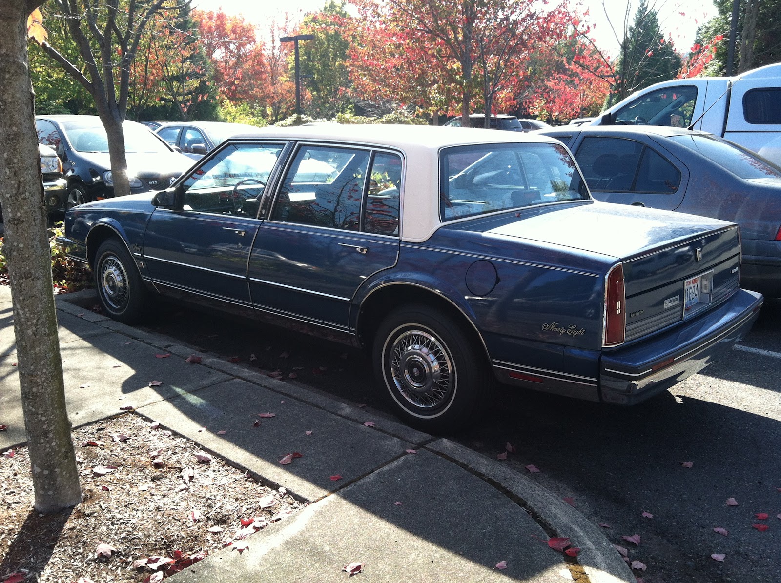 Oldsmobile Ninty-Eight