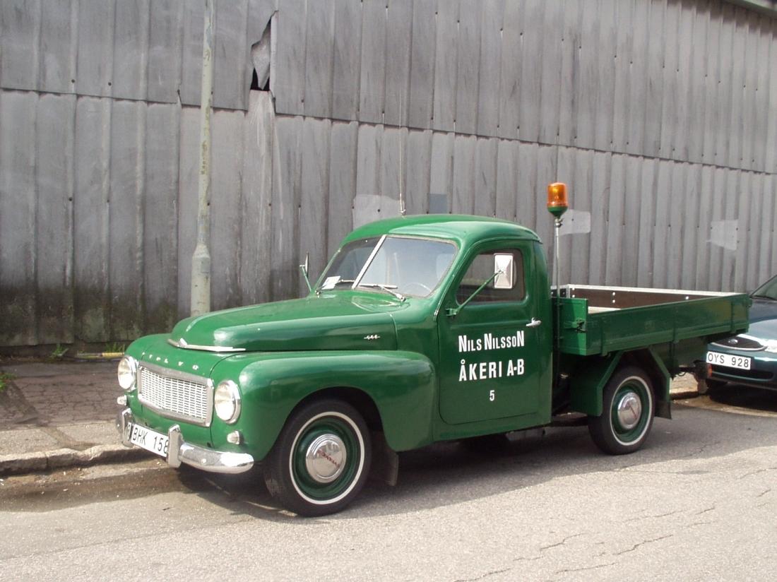 Volvo PV445 cab