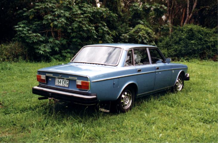 Volvo 1800ES prorotype