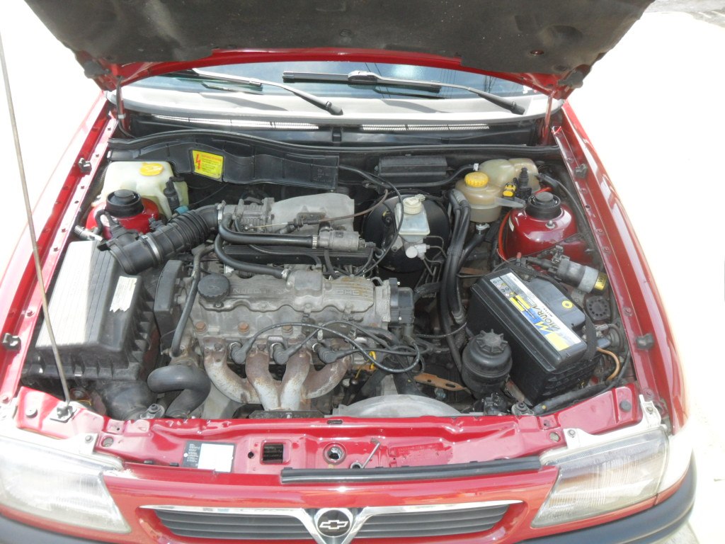 Chevrolet Astra GLS 20 MPFi