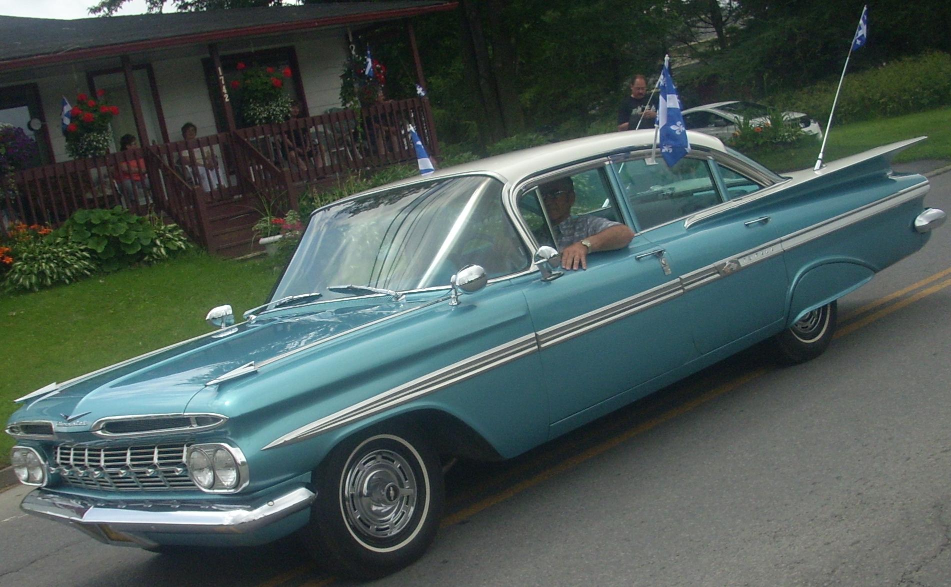 Chevrolet Impala Sedan