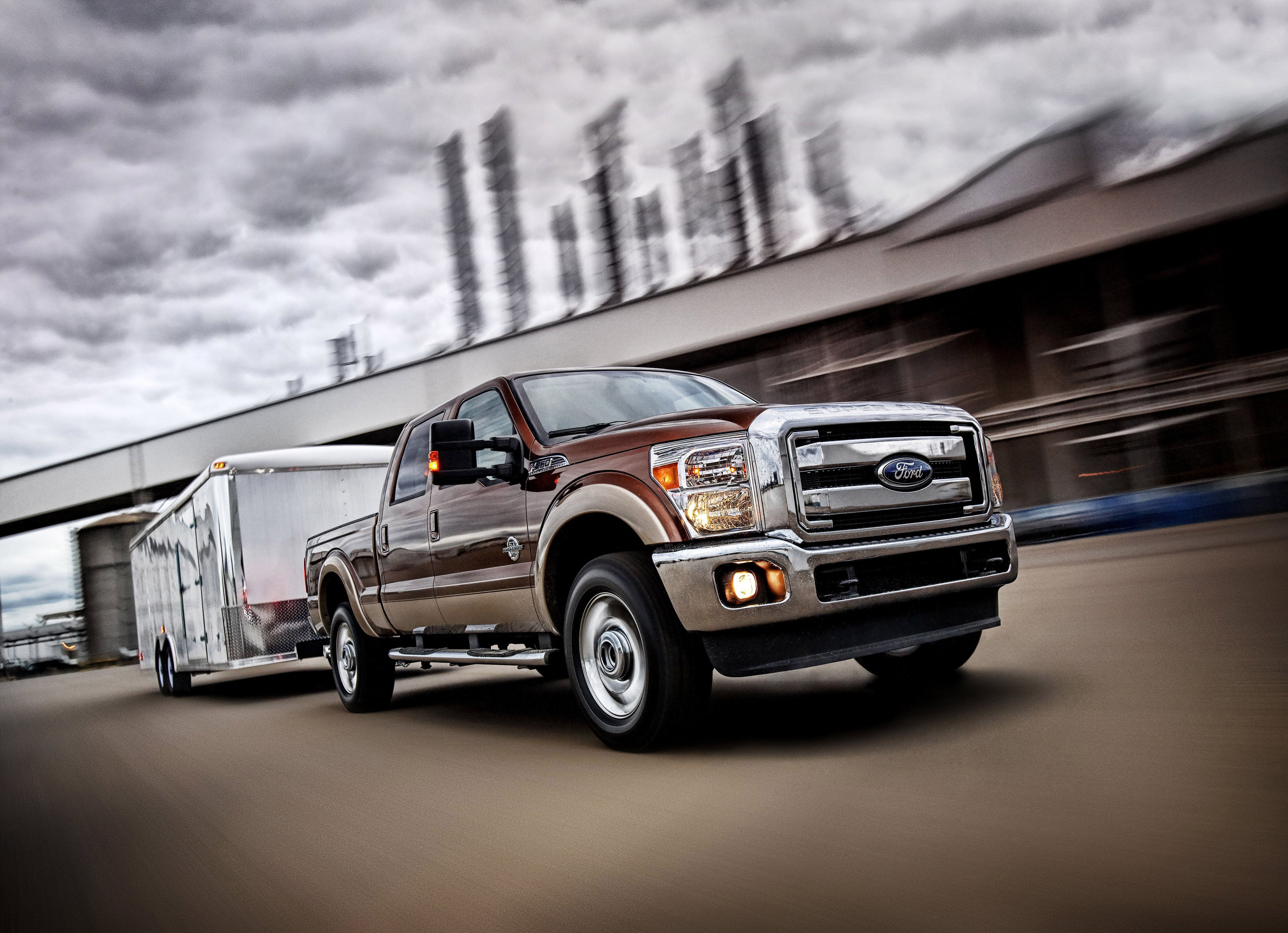 Ford F-350 Super Duty Van