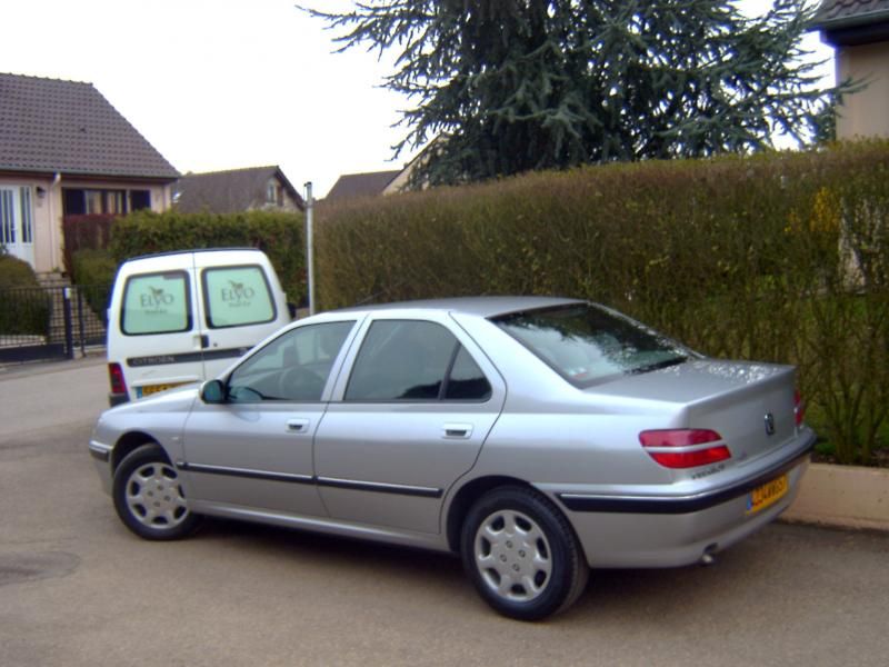 Peugeot 406 30 V6