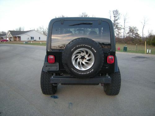 Jeep Wrangler Sahara 40L