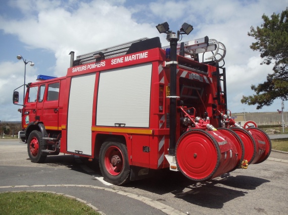 Renault M210 Midliner