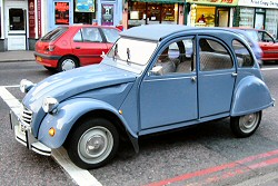 Citroen 2CV6