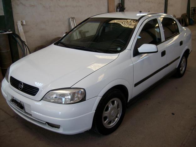 Chevrolet Astra GLS 20