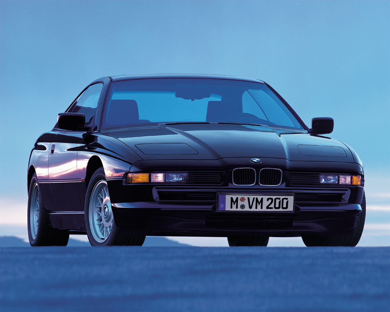 BMW 850