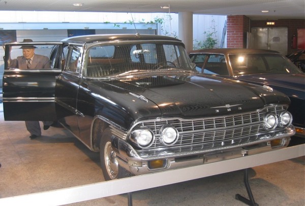 ZiL 111G