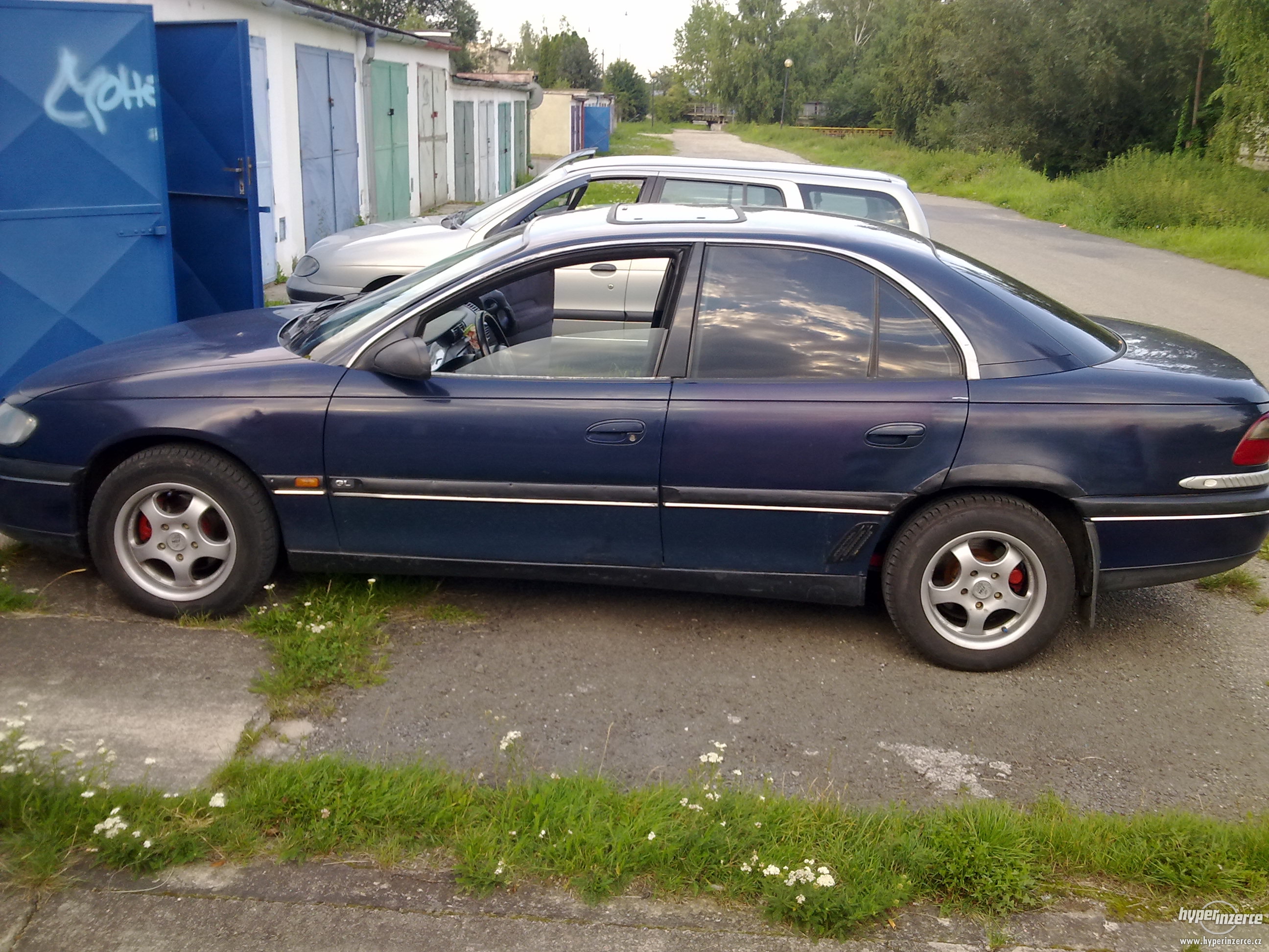 Opel Omega 30