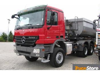 Mercedes-Benz Actros 3344