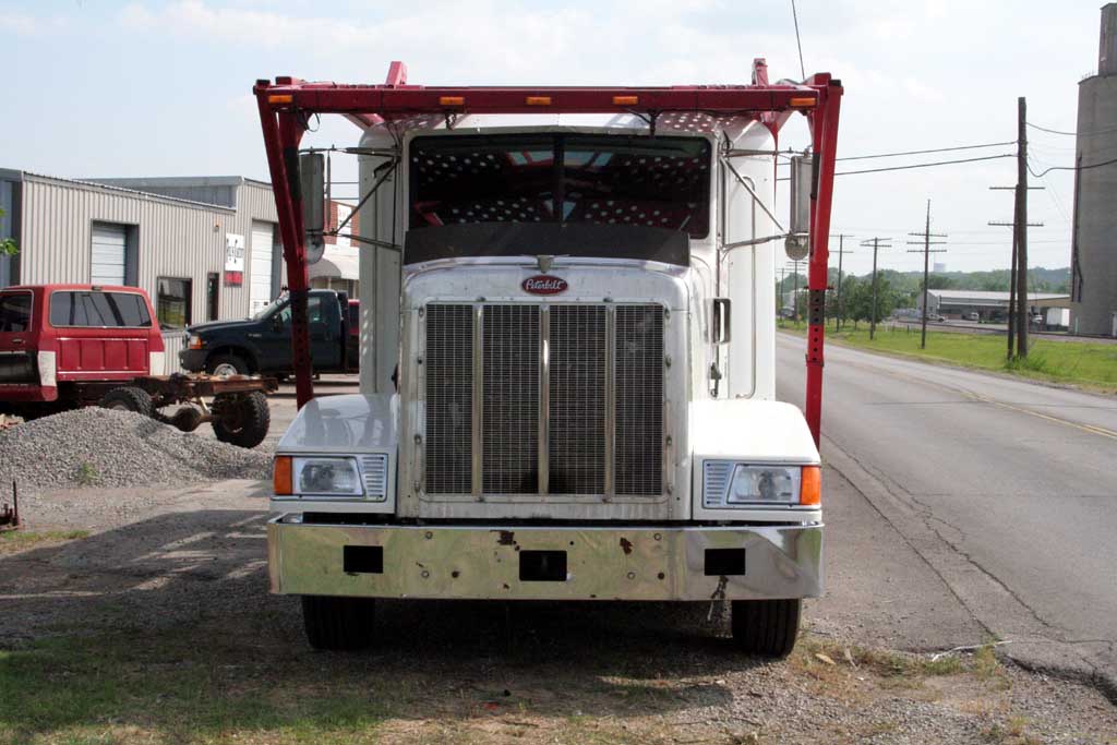 Peterbilt 377-120