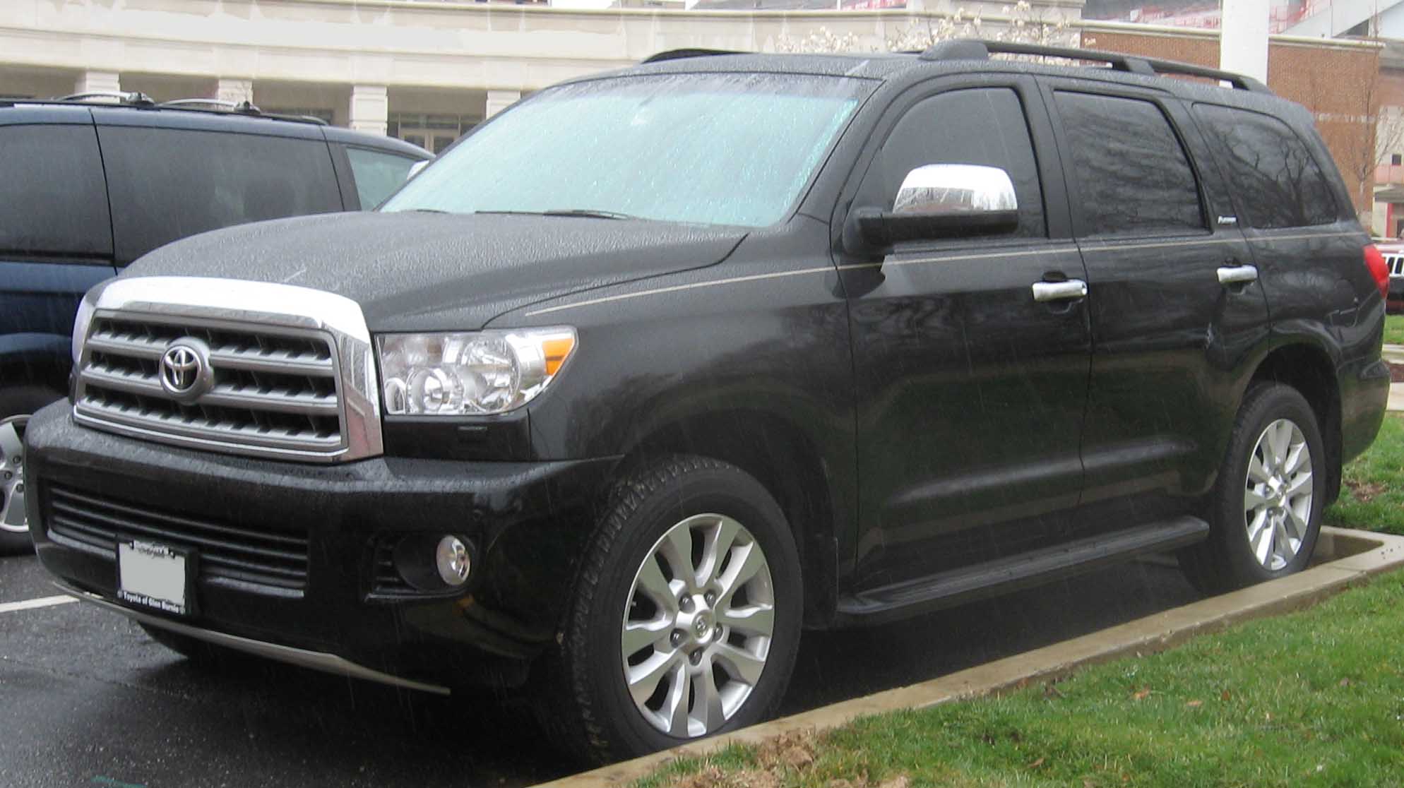 Toyota Sequoia