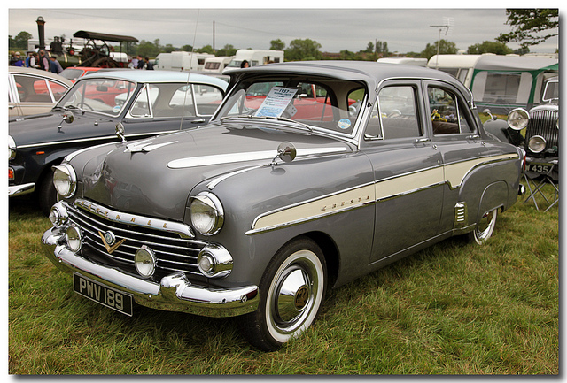 Vauxhall Cresta E