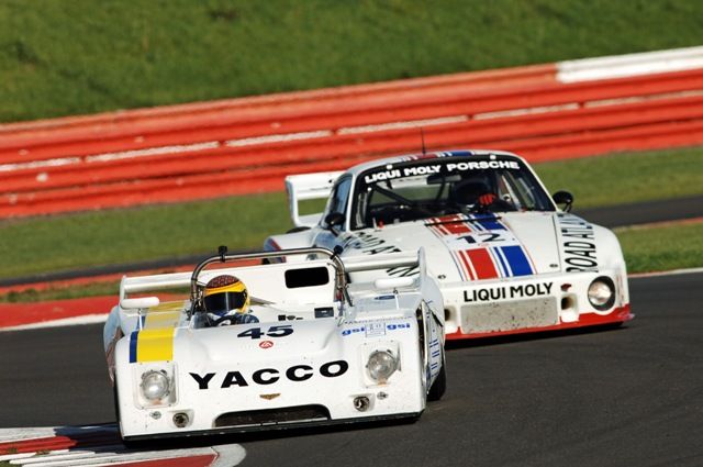 Chevron B 36