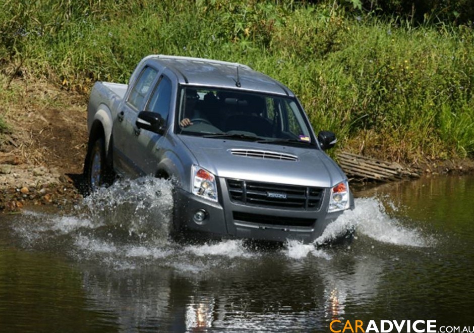 Chevrolet Luv LS 23 Crew Cab 4x4