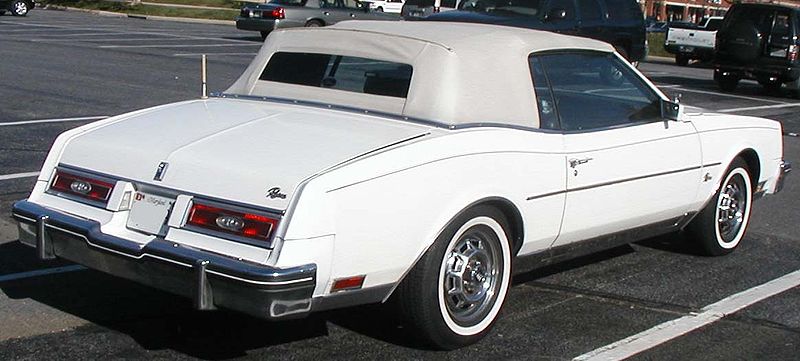 Buick Riviera 70L V8 430ci