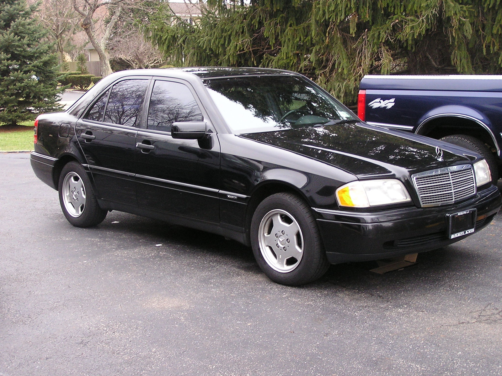 Mercedes-Benz C280