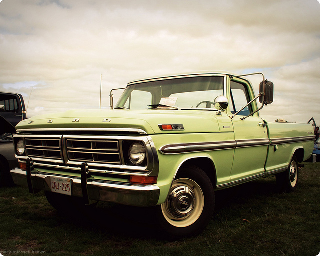 Ford F-250 Camper Special XLT