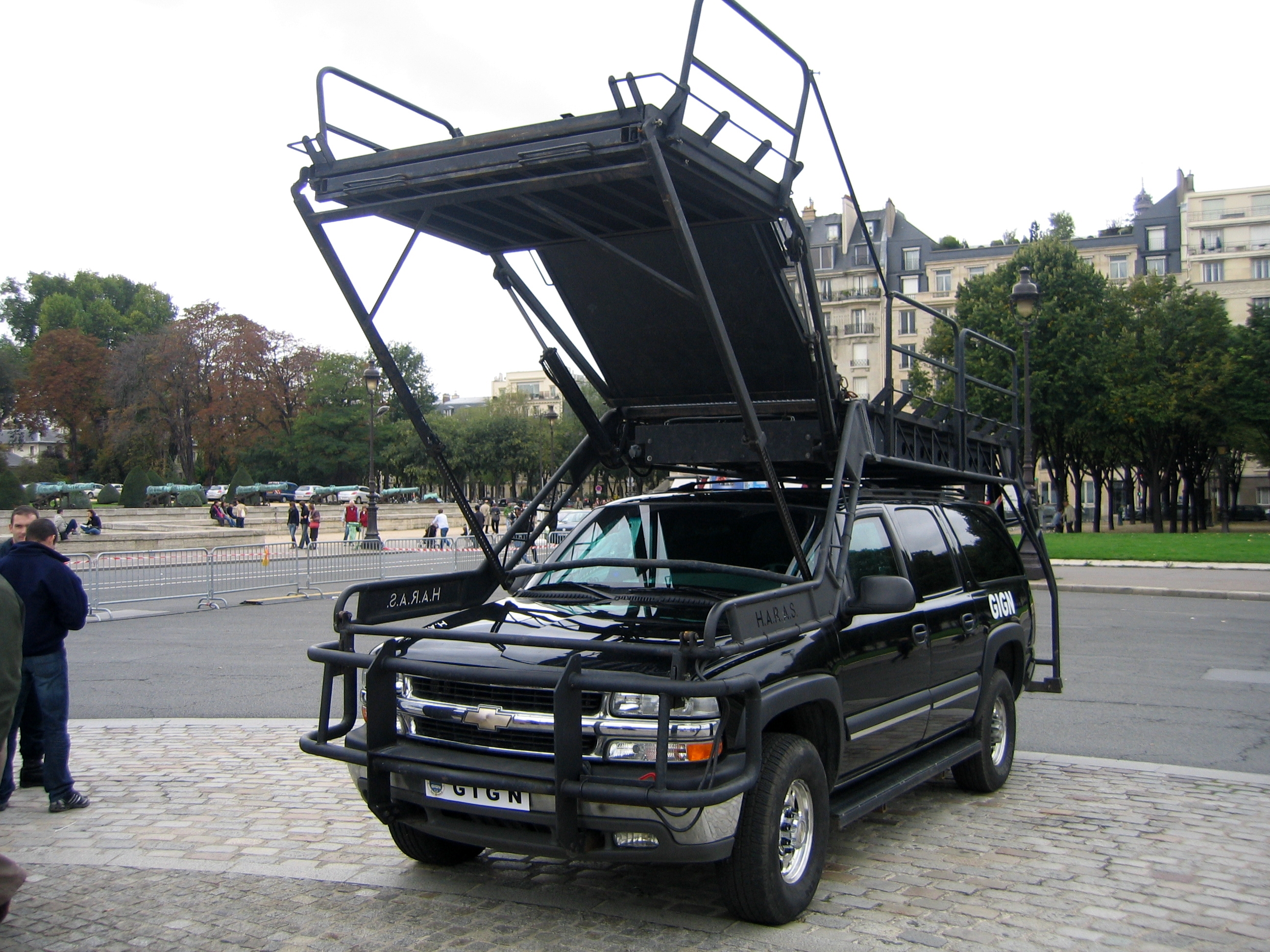 Chevrolet Suburban SWATEC