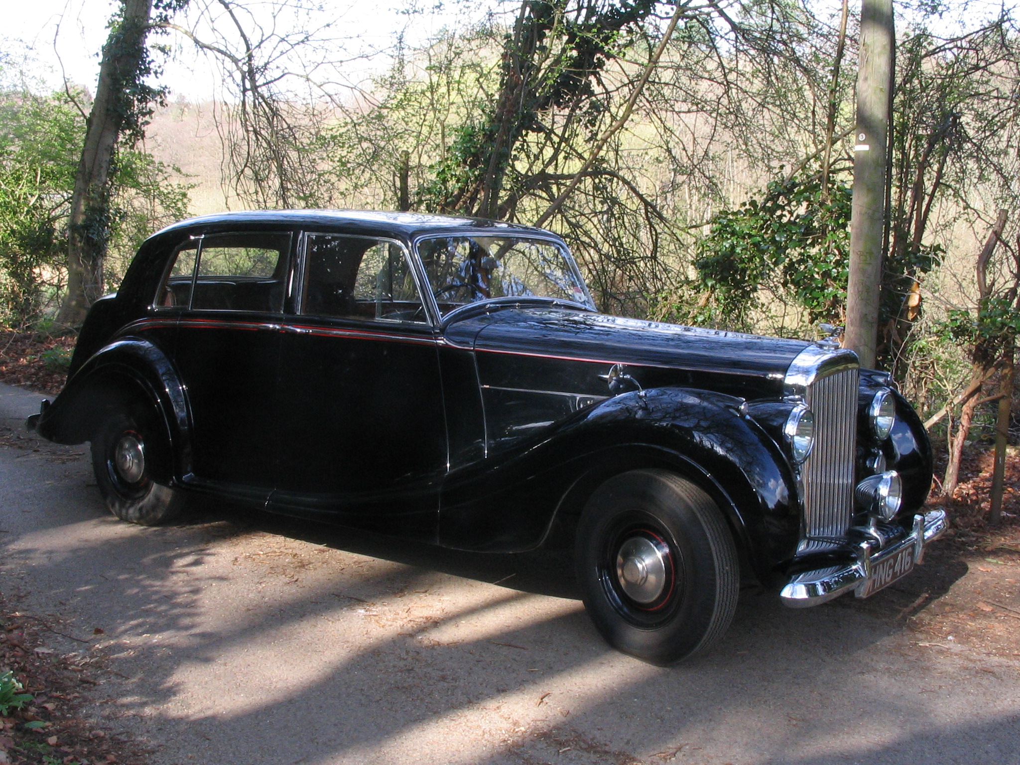 Bentley Mk VI saloon