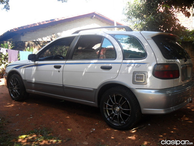 Nissan Pulsar Lucino