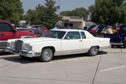 Lincoln Continental Coupe