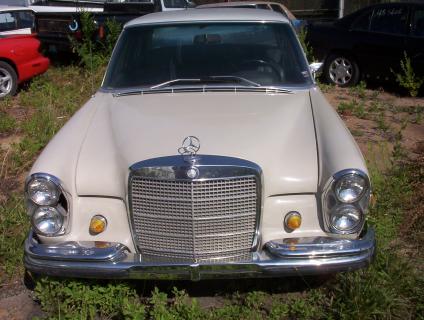 Mercedes-Benz 280S