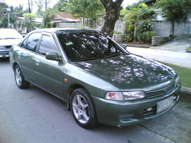 Mitsubishi Lancer 15 GL