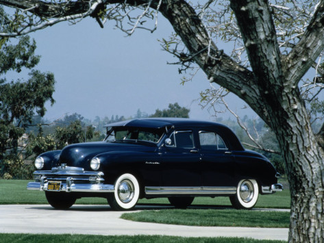 Kaiser DeLuxe 2-Door Sedan