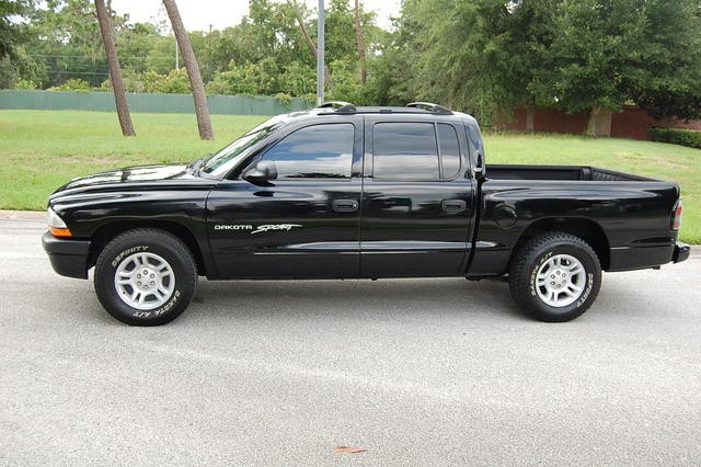 Dodge Dakota 37 SLT Quad Cab