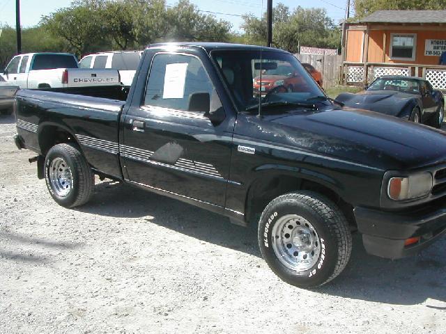 Mazda B-2900 Crew Cab