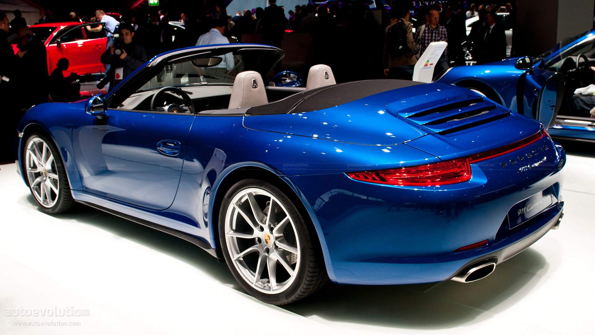 Porsche 911 Carrera 4 Cabriolet