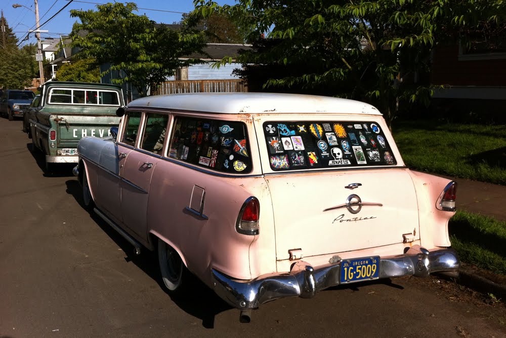 Pontiac Chieftain 4-dr Wagon