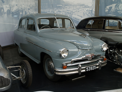 Vanguard Standard Saloon