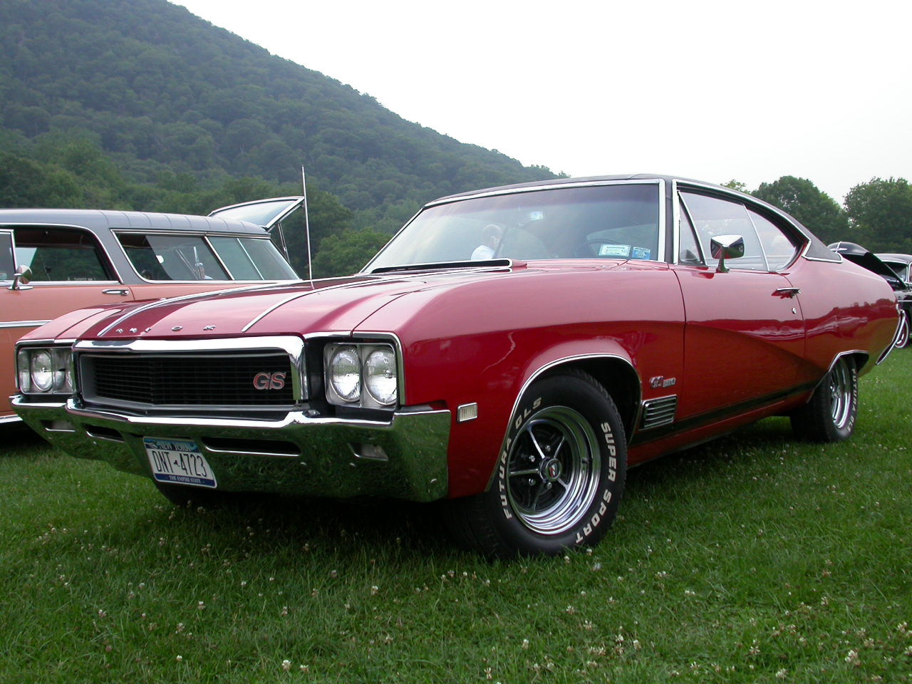 Buick GS 400