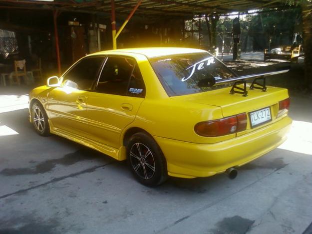 Mitsubishi Lancer EL