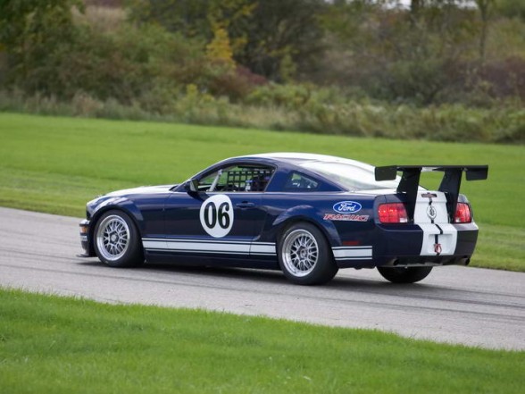 Ford Mustang GT FR500